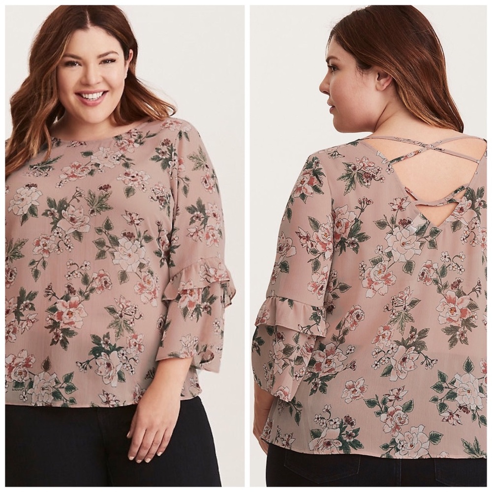 TORRID 0X FLORAL RUFFLE BELL SLEEVE STRAPPY BLOUSE